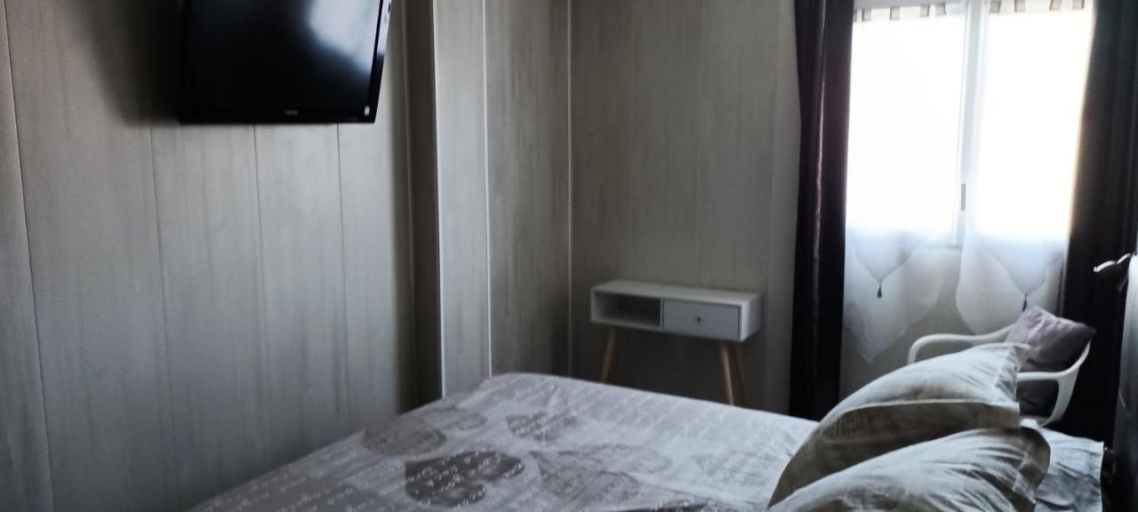 Apartamento Le Queirele Le Lavandou Exterior foto